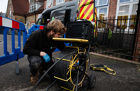 Drain unblocking for schools